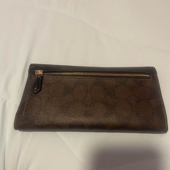 Like New Coach Long Wallet - Picture 3 of 8